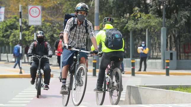 Policía impondrá multas a ciclistas que incumplan normas de tránsito a partir del 3 de setiembre. Multas van desde 22 hasta 352 soles