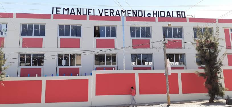 Suspenden clases presenciales por siete dias en colegio de Mariano Melgar