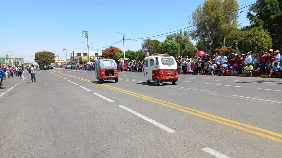 Carrera de mototaxis se realizó este domingo en el distrito de La Joya