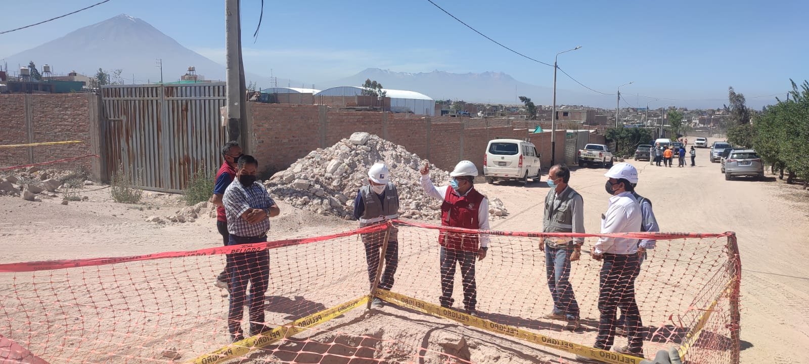 Alcalde de Arequipa inspeccionó obras de construcción de reservorios para agua potable en el Cono Norte