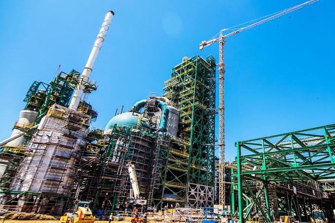 Inician pruebas para el inicio de operaciones gradual de la refinería de Talara que dotara de combustible con precios más competitivos