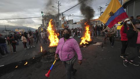 Ecuador amplía estado de excepción por constantes marchas y protestas