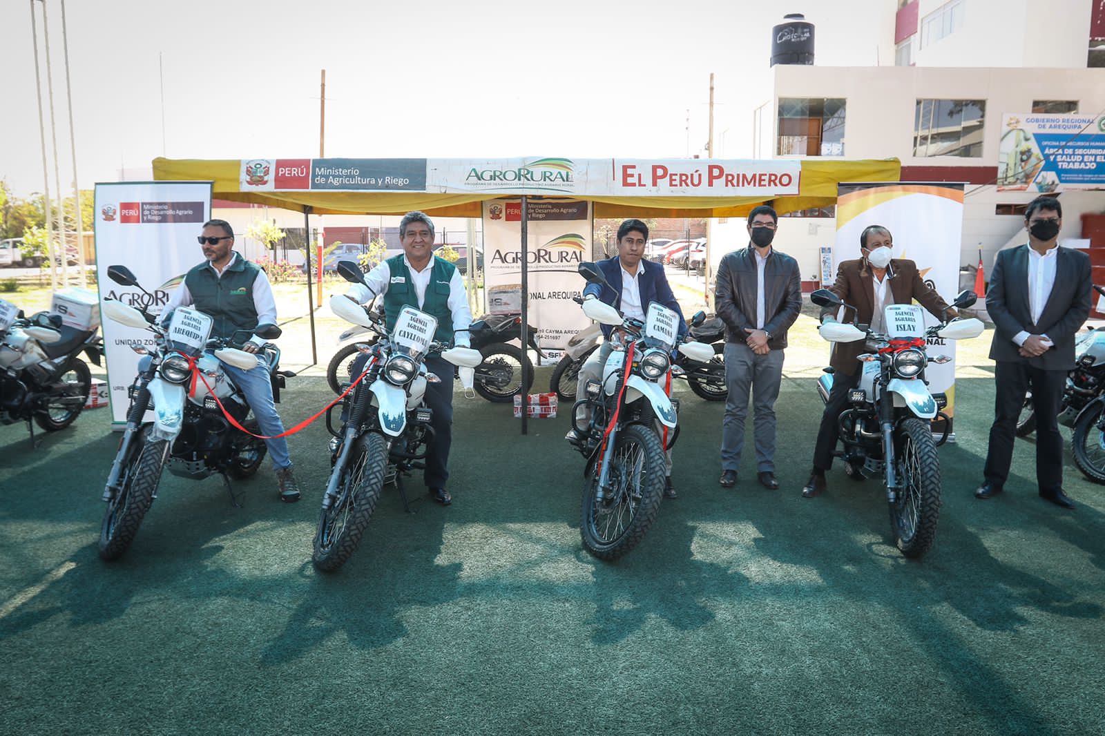 Agencias agrarias de Arequipa reciben motocicletas para elevar su producción
