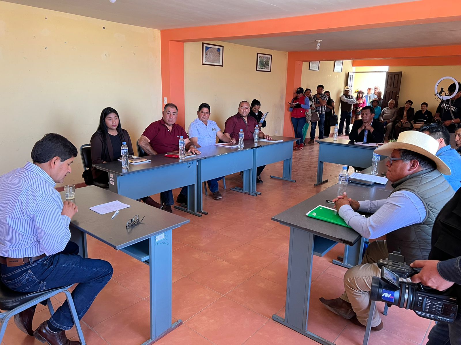 Electo Gobernador regional de Arequipa Rohel Sánchez Sánchez, se reunió con autoridades electas de las 7 provincias de la región
