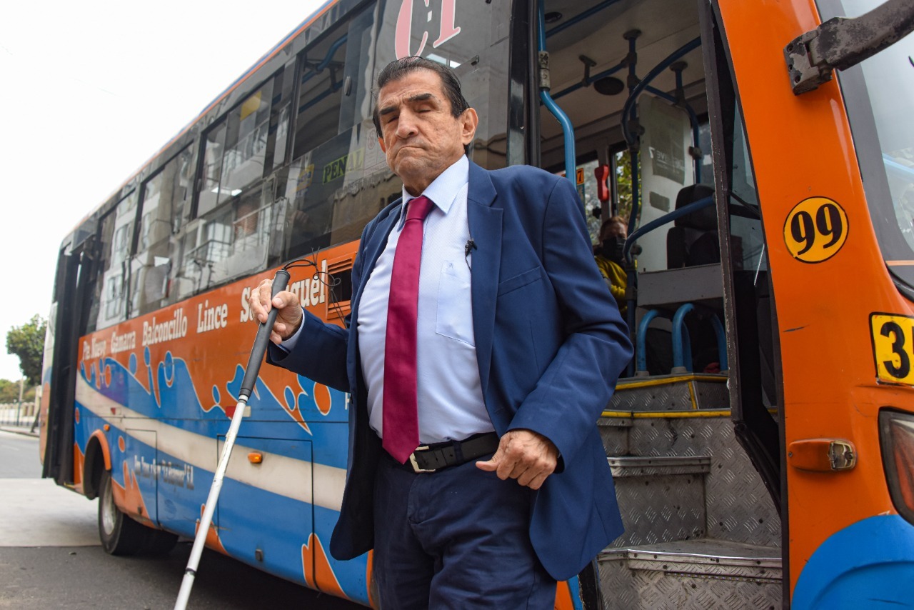 Personas con discapacidad severa tienen derecho a movilizarse gratis en el transporte público