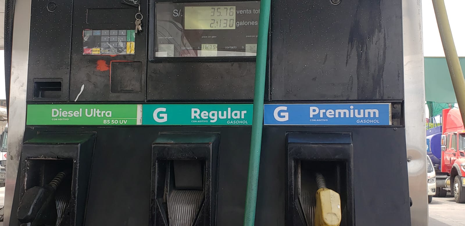¿Por qué los grifos solo están vendiendo dos tipos de gasolinas o gasoholes?