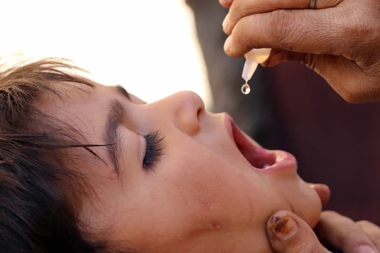 Gobierno declara emergencia sanitaria en 12 regiones por riesgo de transmisión de sarampión y polio