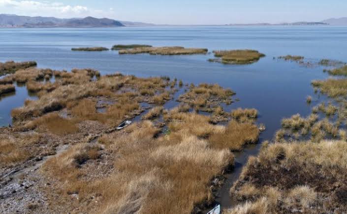 Lago Titicaca en riesgo por ausencias de lluvias