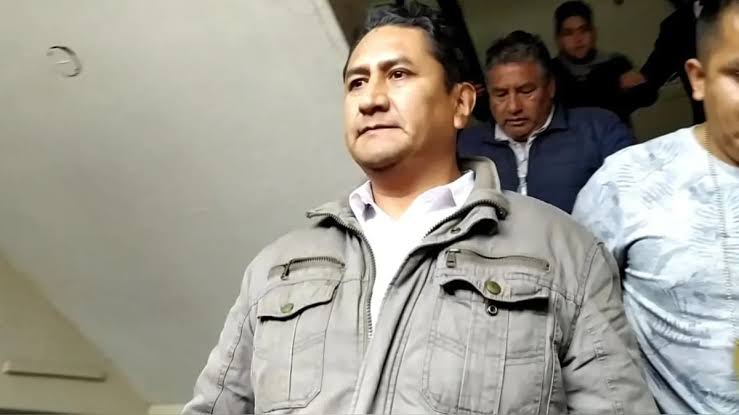 PJ dicta 36 meses de prisión preventiva contra Vladimir Cerrón y ordena su captura nacional o internacional