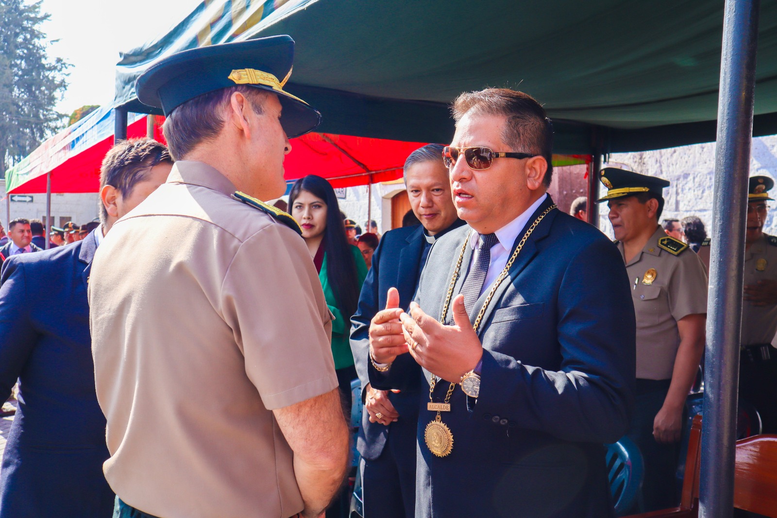 Alcalde de Cayma anuncia medidas para fortalecer seguridad ciudadana en coordinación con la Policía