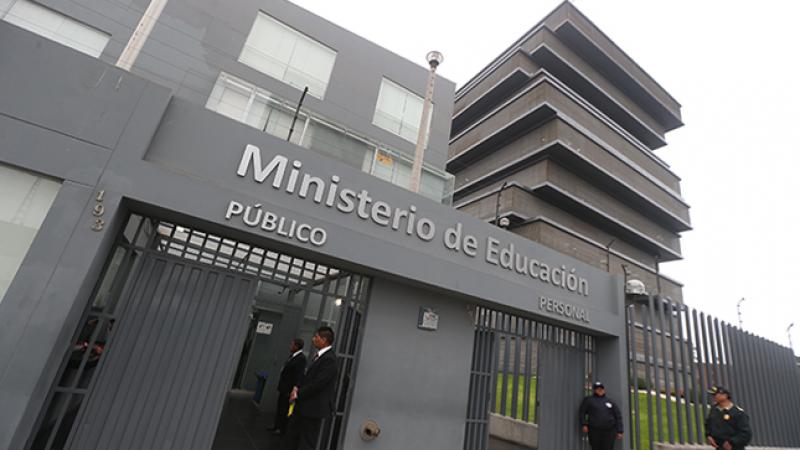 Minedu dispone la intervención inmediata en 3 casos de violencia escolar y bullying, así como la separación de 2 docentes en II.EE de Tacna y Loreto